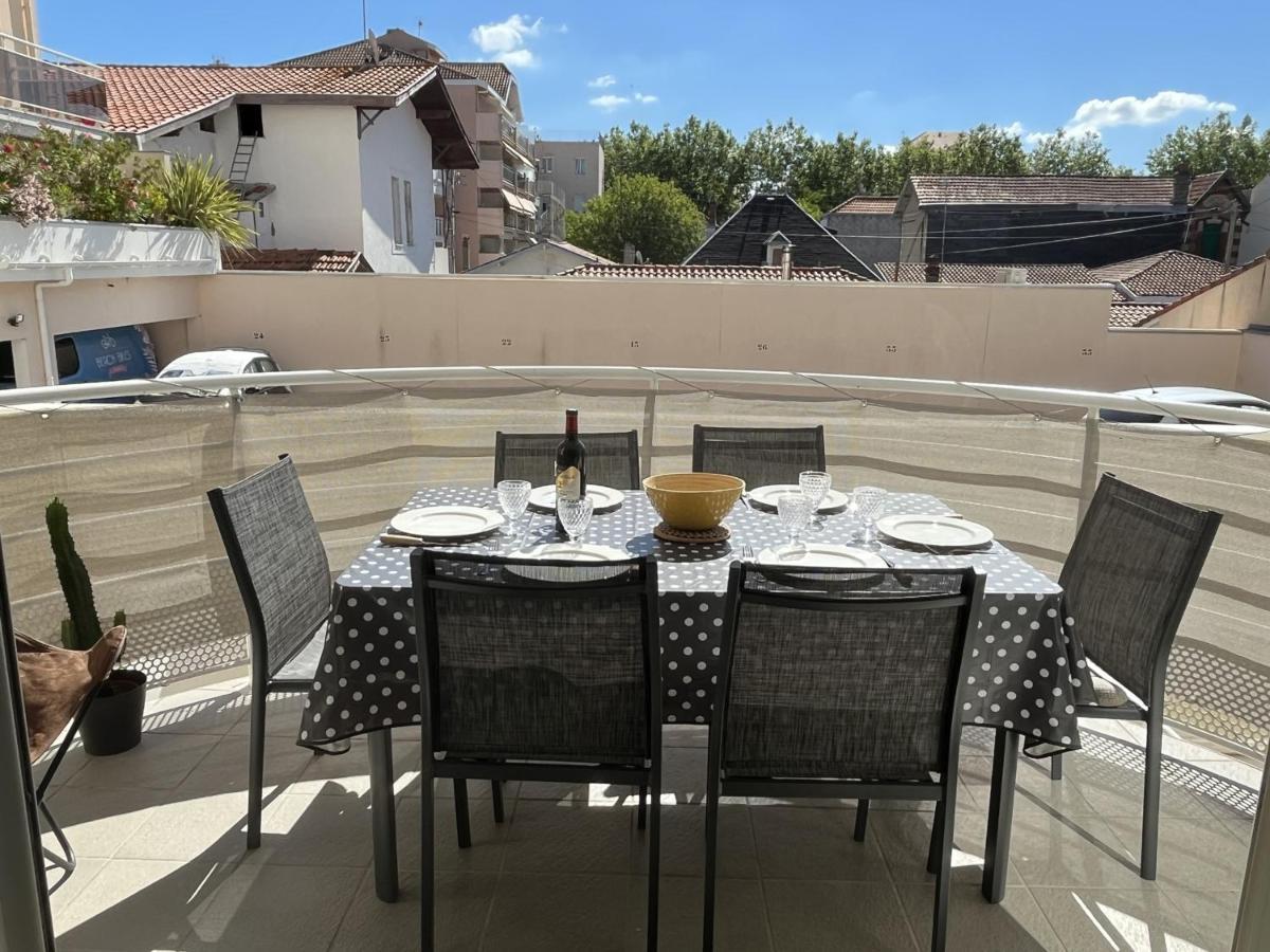 T3 En Centre D'Arcachon, 2 Min Plage, 5 Min Gare, Balcon, Parking Securise, Wifi, Menage Inclus - Fr-1-374-193 ภายนอก รูปภาพ