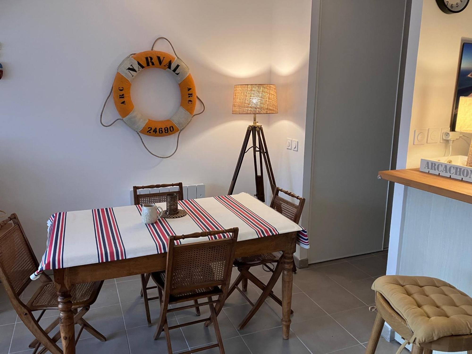 T3 En Centre D'Arcachon, 2 Min Plage, 5 Min Gare, Balcon, Parking Securise, Wifi, Menage Inclus - Fr-1-374-193 ภายนอก รูปภาพ